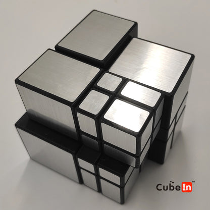 Xucube AI Bandaged Mirror 4x4x4