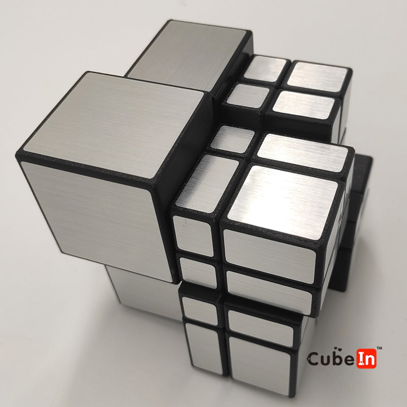 Xucube AI Bandaged Mirror 4x4x4