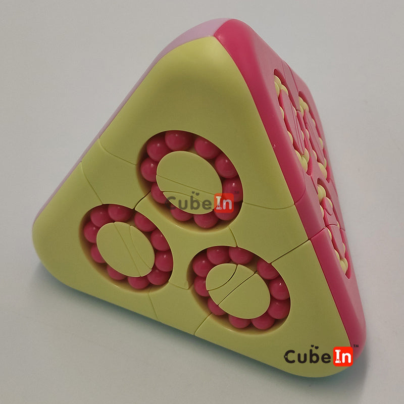 Волшебный бобовый шарик Пираминкс