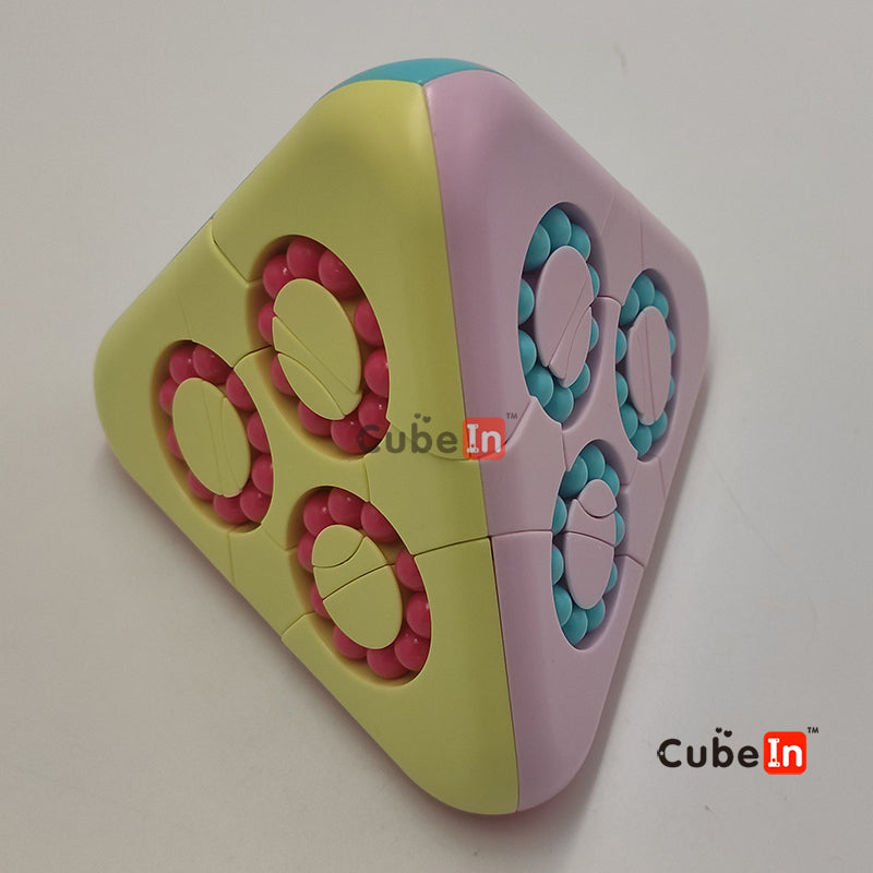 Волшебный бобовый шарик Пираминкс