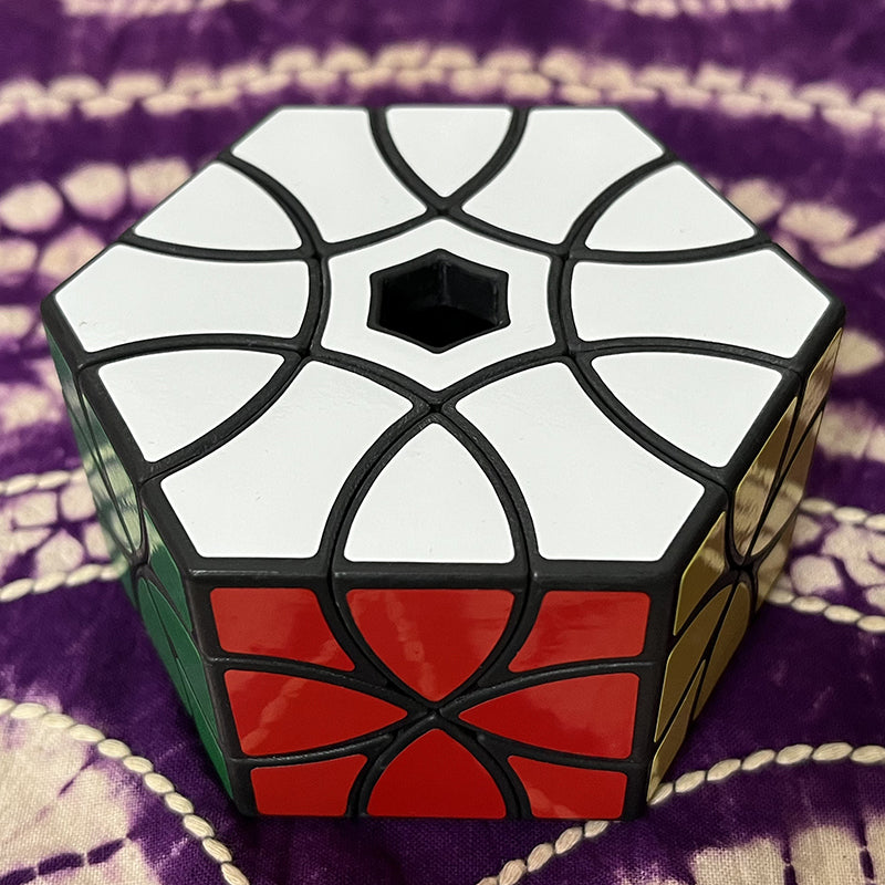 AJ Curvy Dino Hexagonal Prism Cube - Corner turning 3D Printed