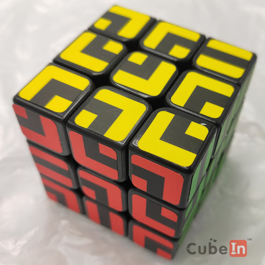 CubeTwist 3x3 com adesivo labirinto 
