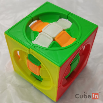CubeTwist Deformed centtrosphere Cube