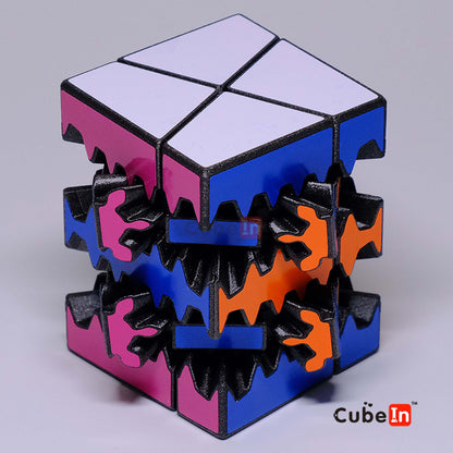 Mechanical gear rotation mechanism of Gear SSQ puzzle