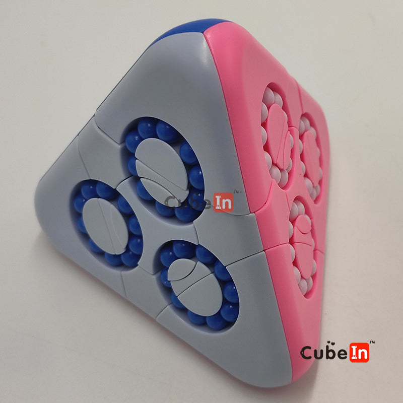 Piramida Bola Kacang Ajaib