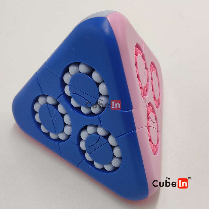 Piramida Bola Kacang Ajaib