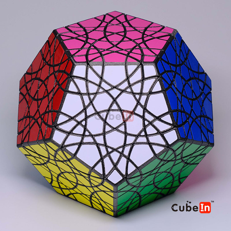 Kairis Cycloneminx 60-axis puzzle in original state