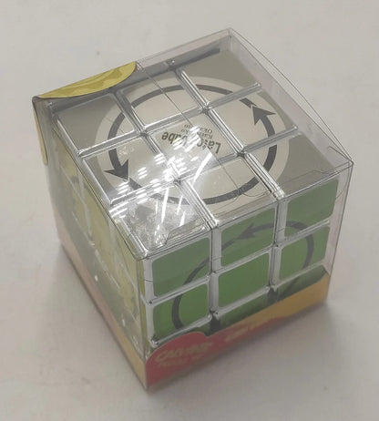 Katsuhiko Okamoto Latch Cube Metalizado