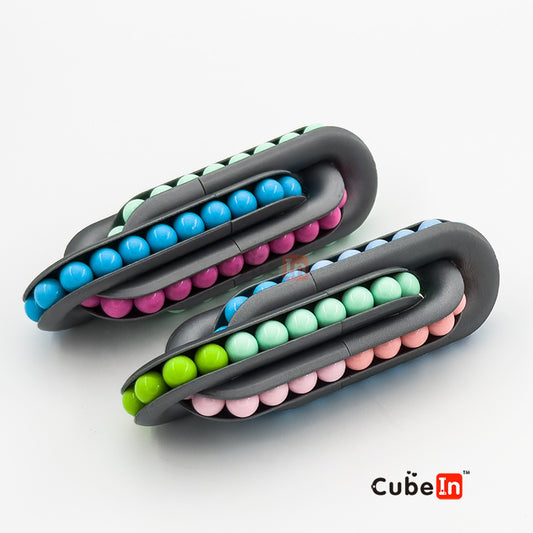 Oskar Over & Under 3-loop Chain Puzzle