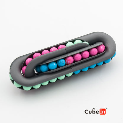Oskar Over & Under 3-loop Chain Puzzle