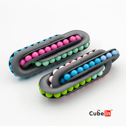 Oskar Over & Under 3-loop Chain Puzzle