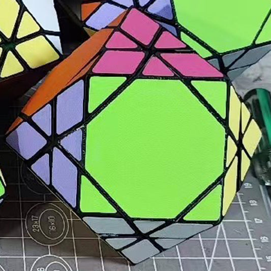 Xi Tetrakaidecahedron Skewb 3D printed MOD